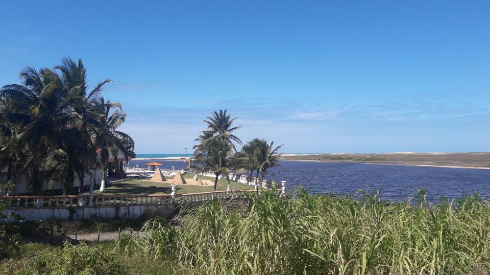 AQUIRAZ